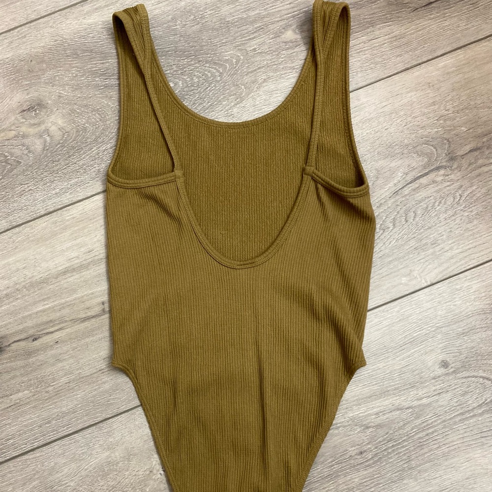 Plunge back olive green bodysuit